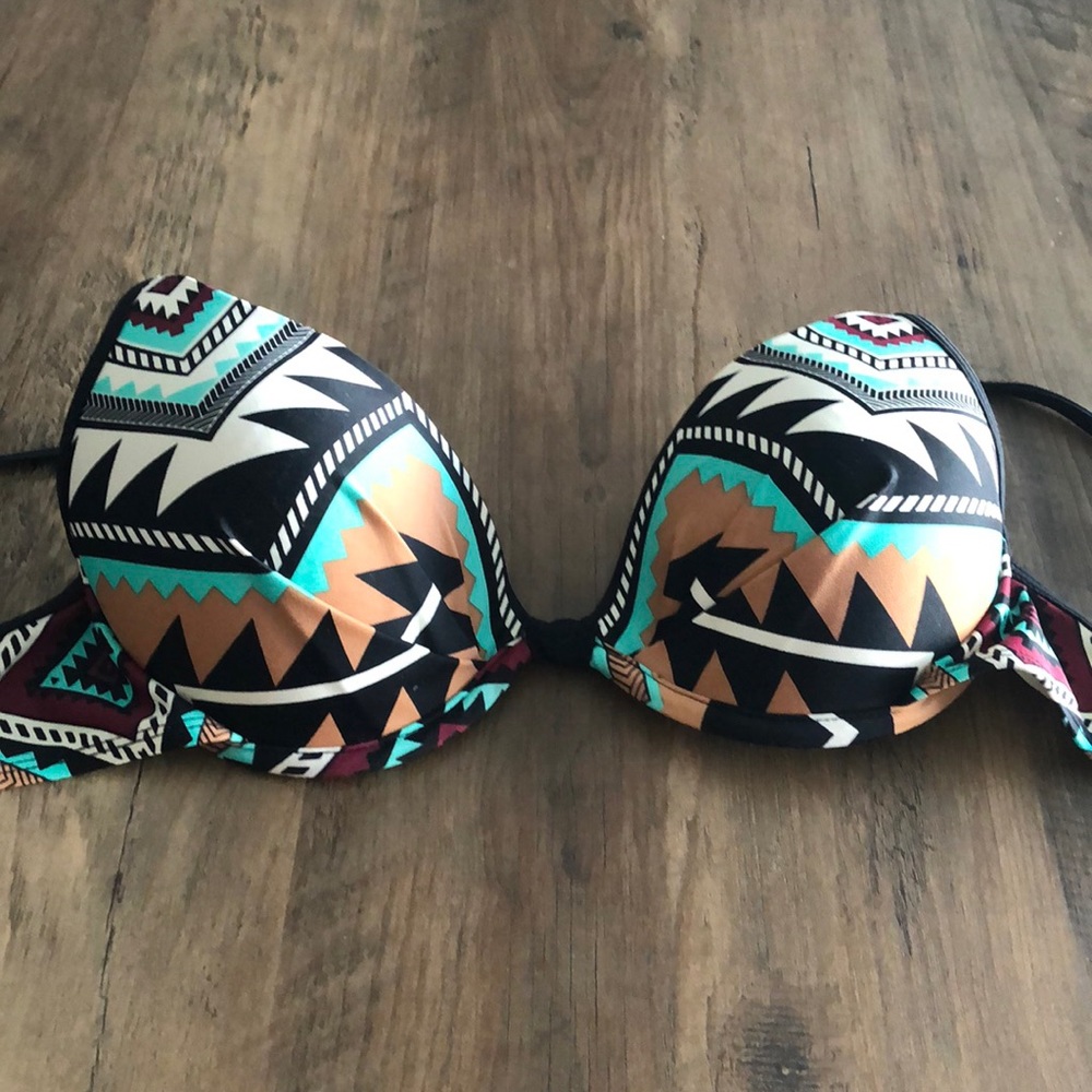 Bikini top